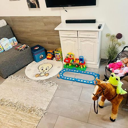 2 Room Galerie Einliegerwohnung In Rheinstetten, Messe Naehe, Rollstuhlfahrer Geeignet Екстериор снимка